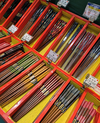 藤本商店】若狭塗箸名入れ実演販売会｜売場からのご案内｜天満屋 福山